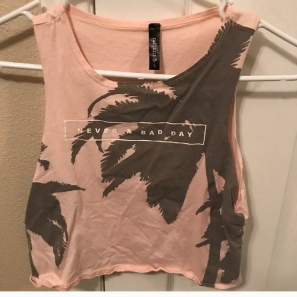 Crop top - Picture 1 of 1